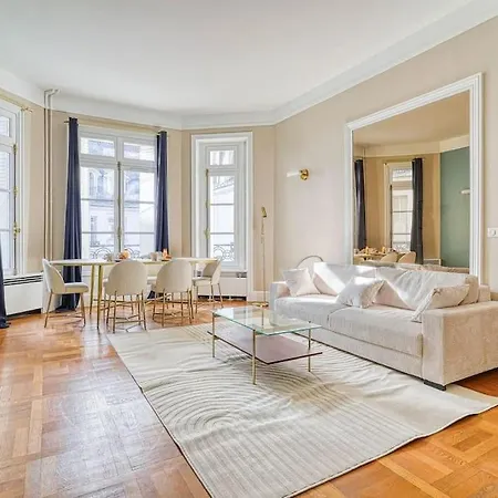 Chic Et Spacieux 16e Arrondissement -ii Appartamento *