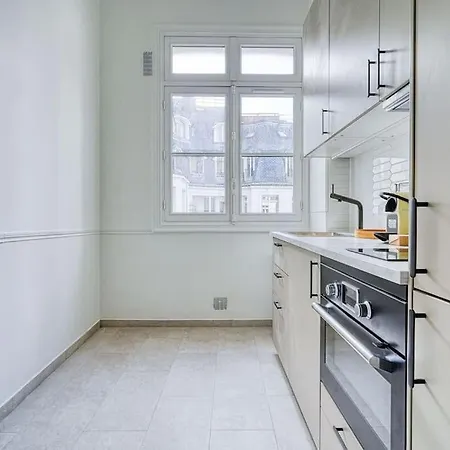 Appartamento Chic Et Spacieux 16e Arrondissement -ii