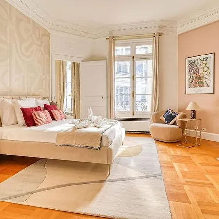 Chic Et Spacieux 16e Arrondissement -ii Parigi